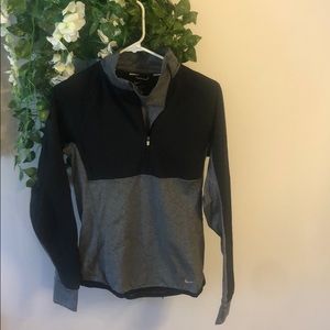 Nike half zip S ✔️✔️